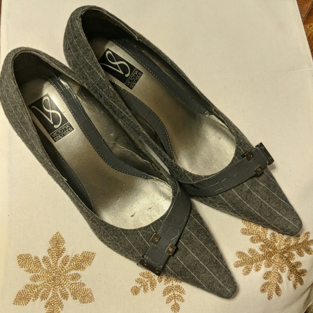 Vintage Victoria spencer pumps